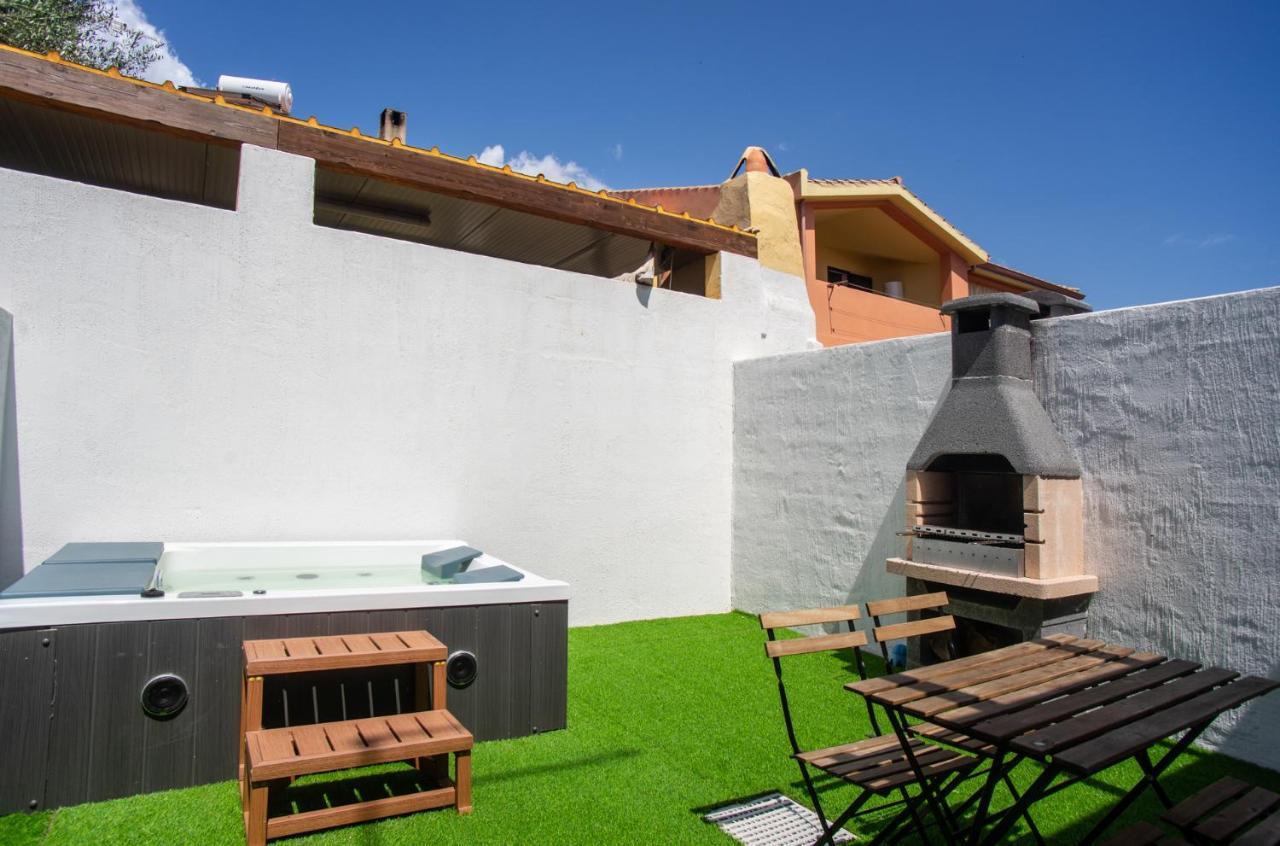 Residence Pula Via Delle Rose Exterior photo